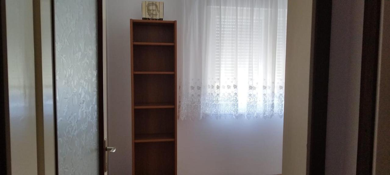 7 Flower Street Apartment Sempeter pri Gorici Exterior photo